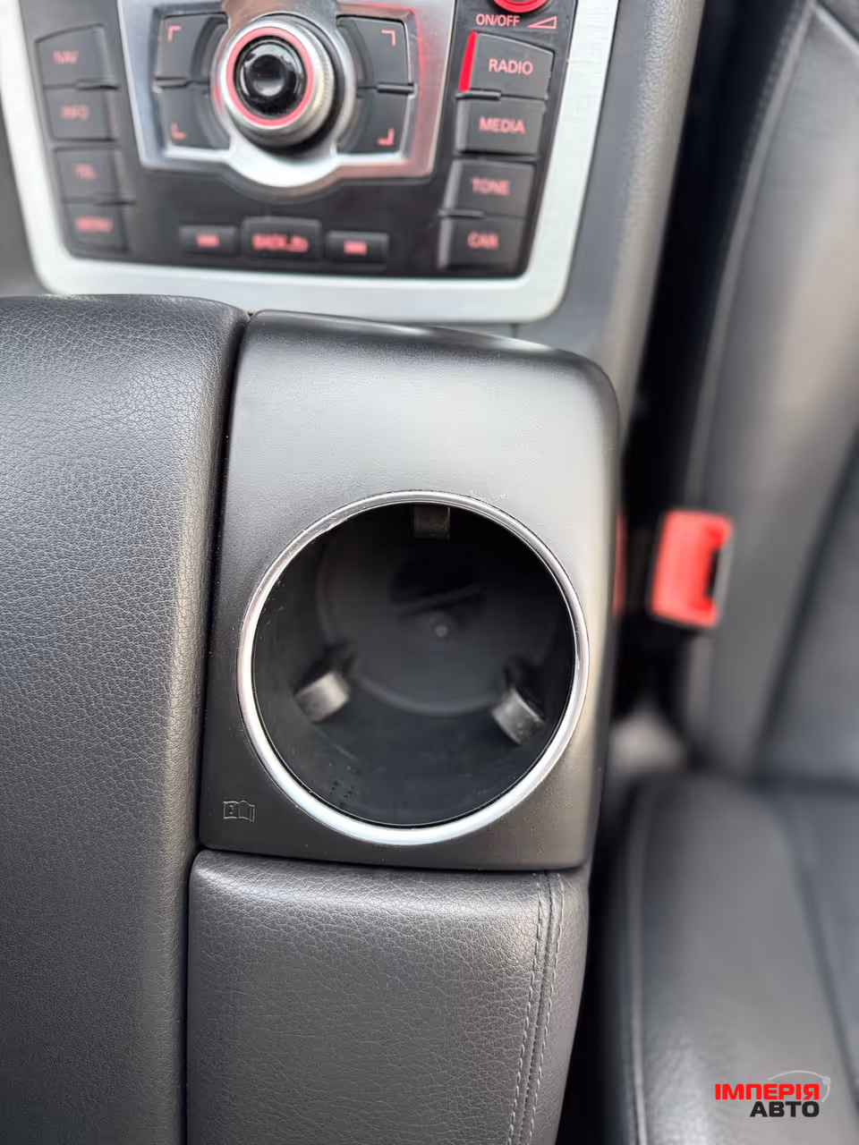 Audi Q7 - фото 49