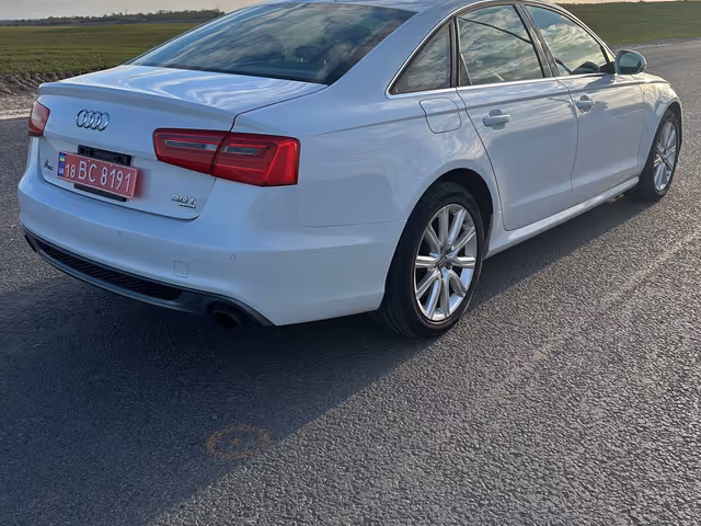 Audi A6 - фото 4