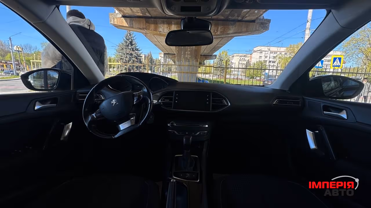 Peugeot 308 - фото 7