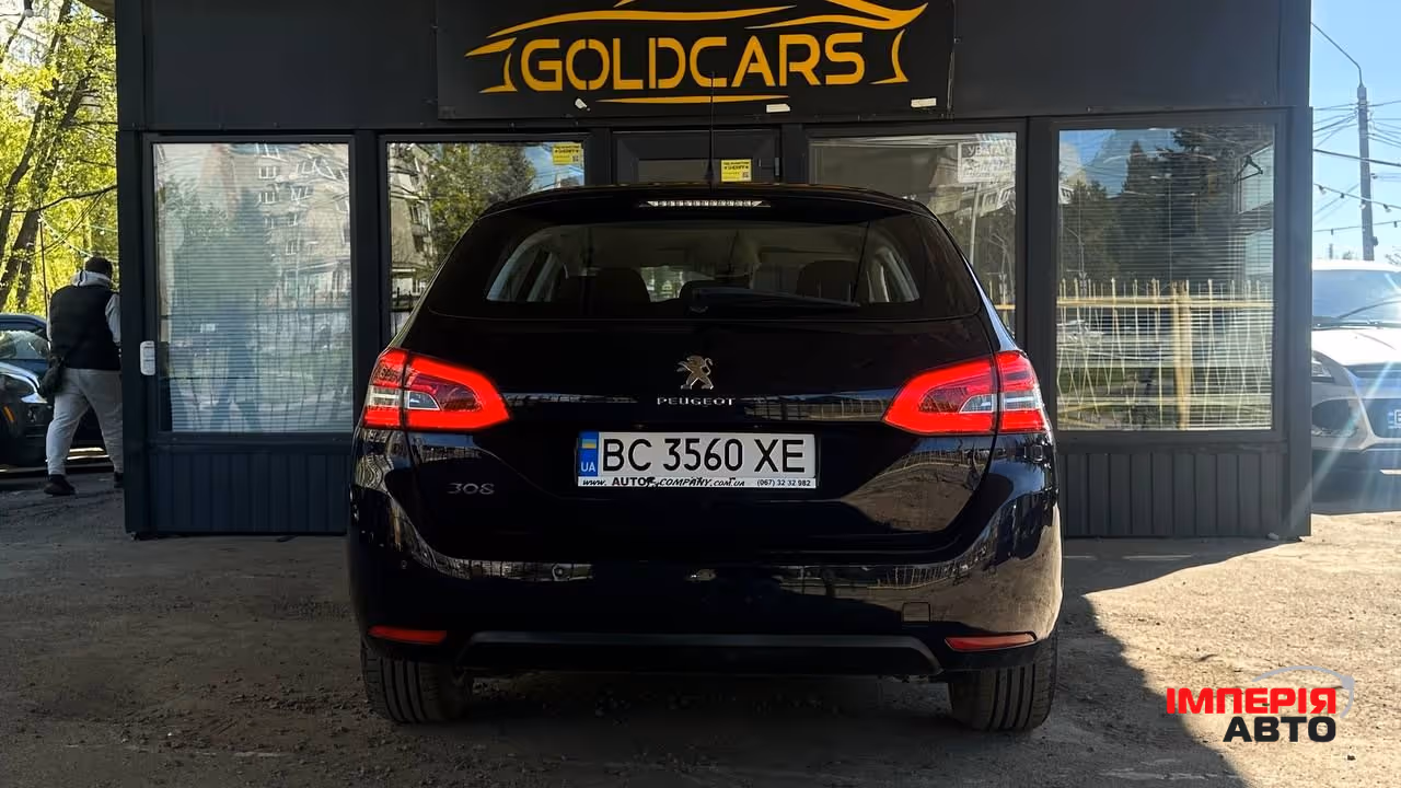 Peugeot 308 - фото 8