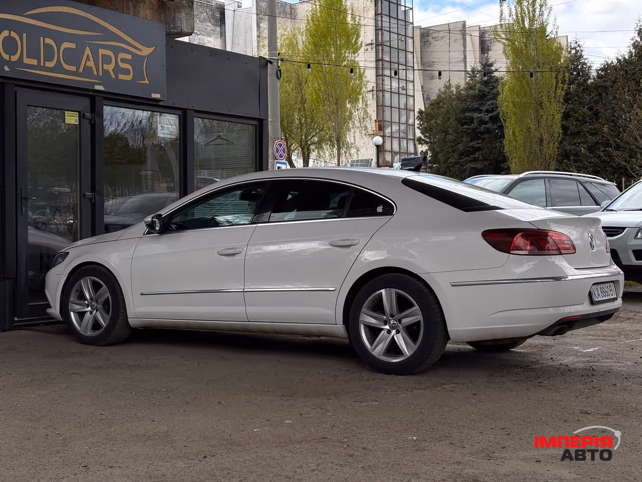 Volkswagen Passat CC - фото 10