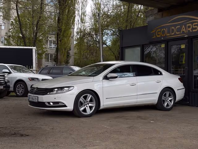 Volkswagen Passat CC - фото 5