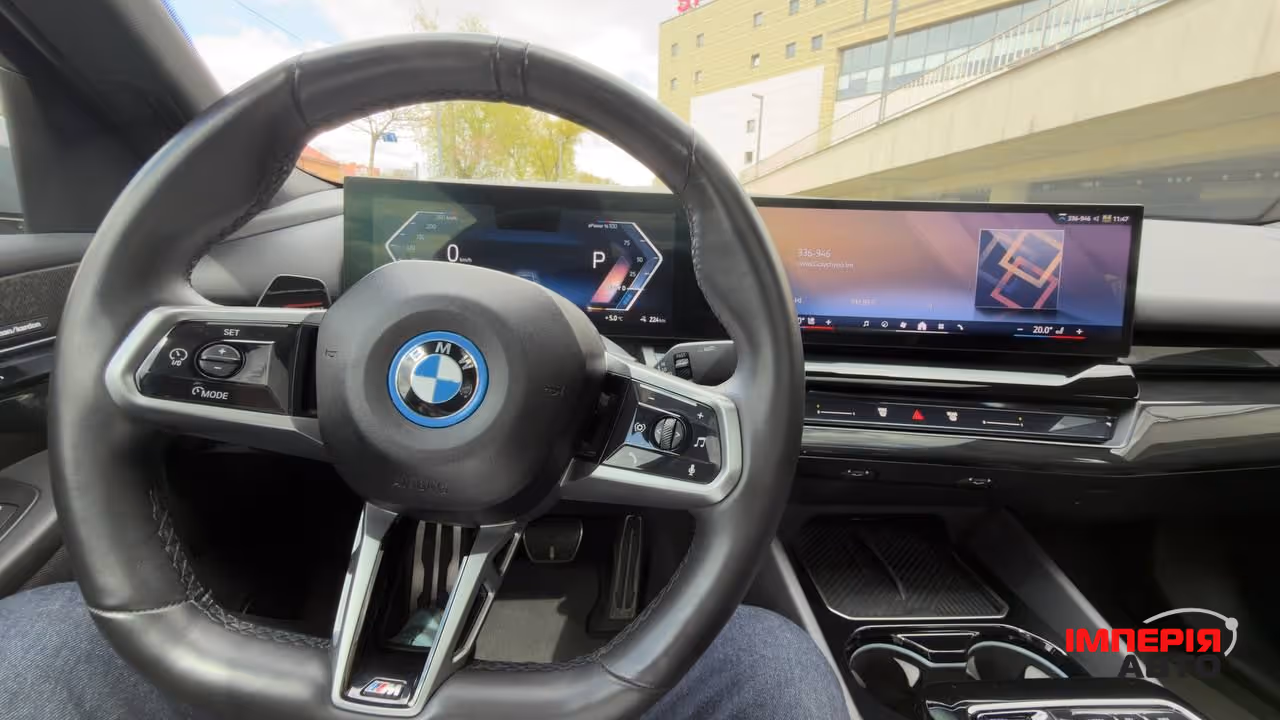 BMW i5 - фото 8