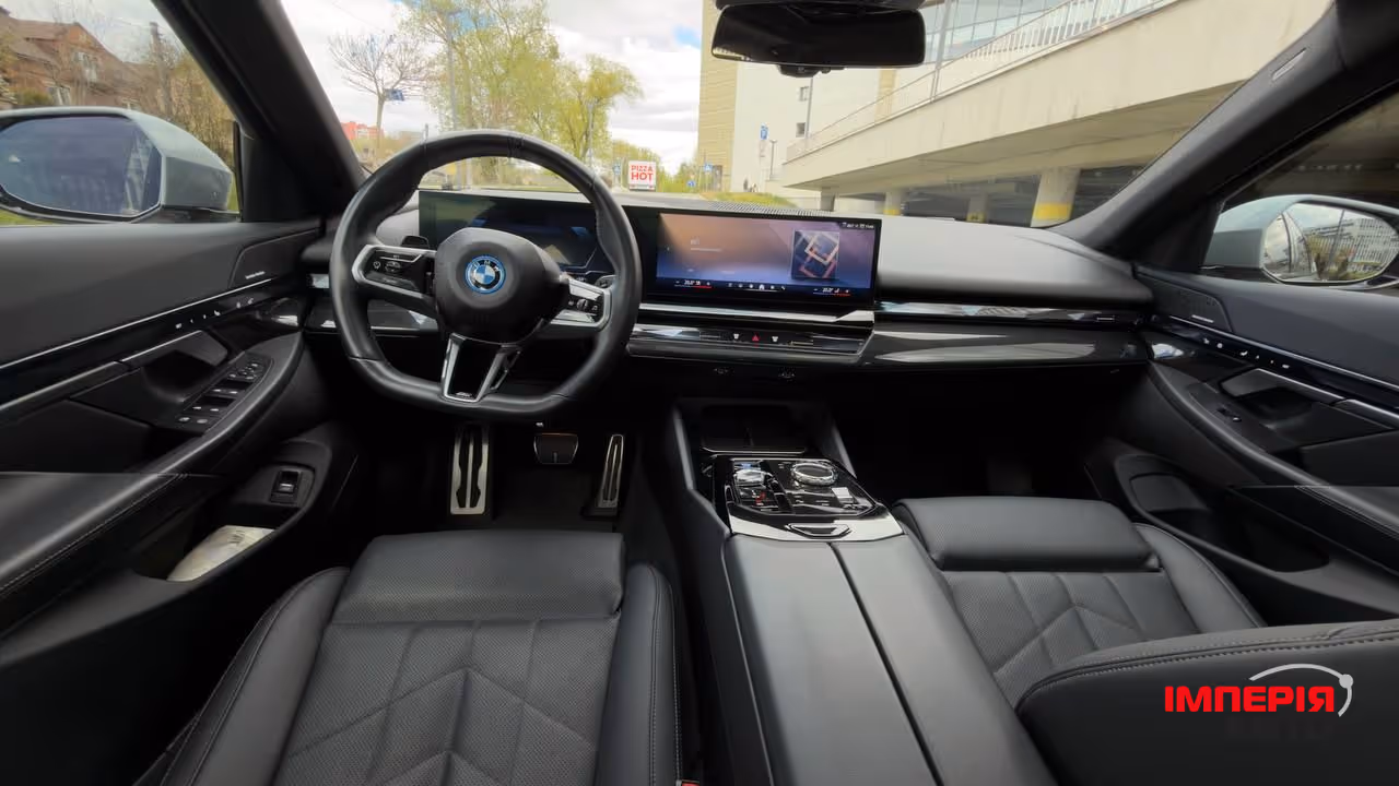 BMW i5 - фото 11