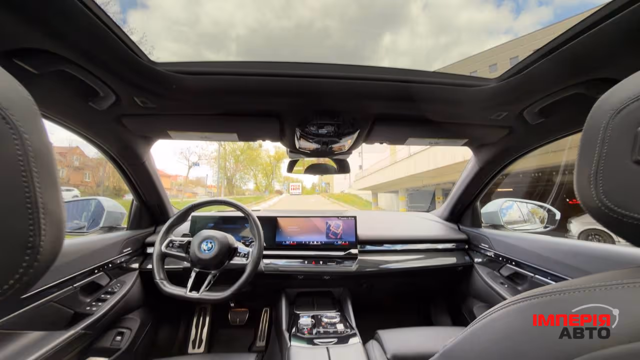 BMW i5 - фото 12