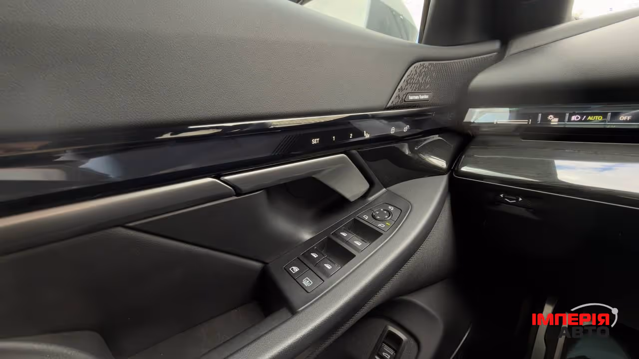 BMW i5 - фото 5