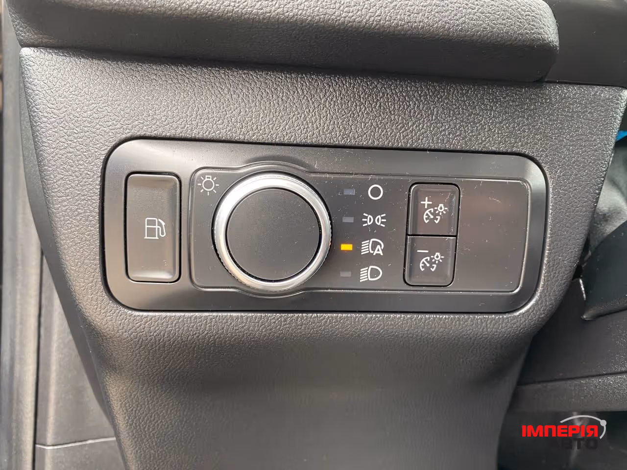 Ford Escape - фото 8