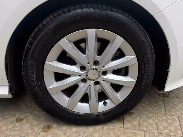 Mercedes-Benz A-Класс - фото 4