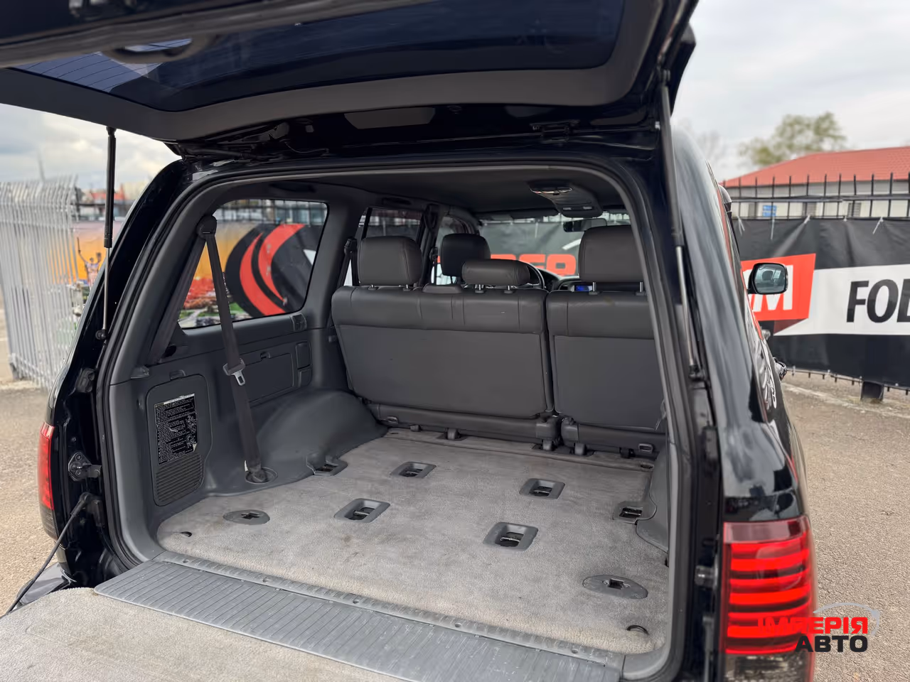 Toyota Land Cruiser - фото 6