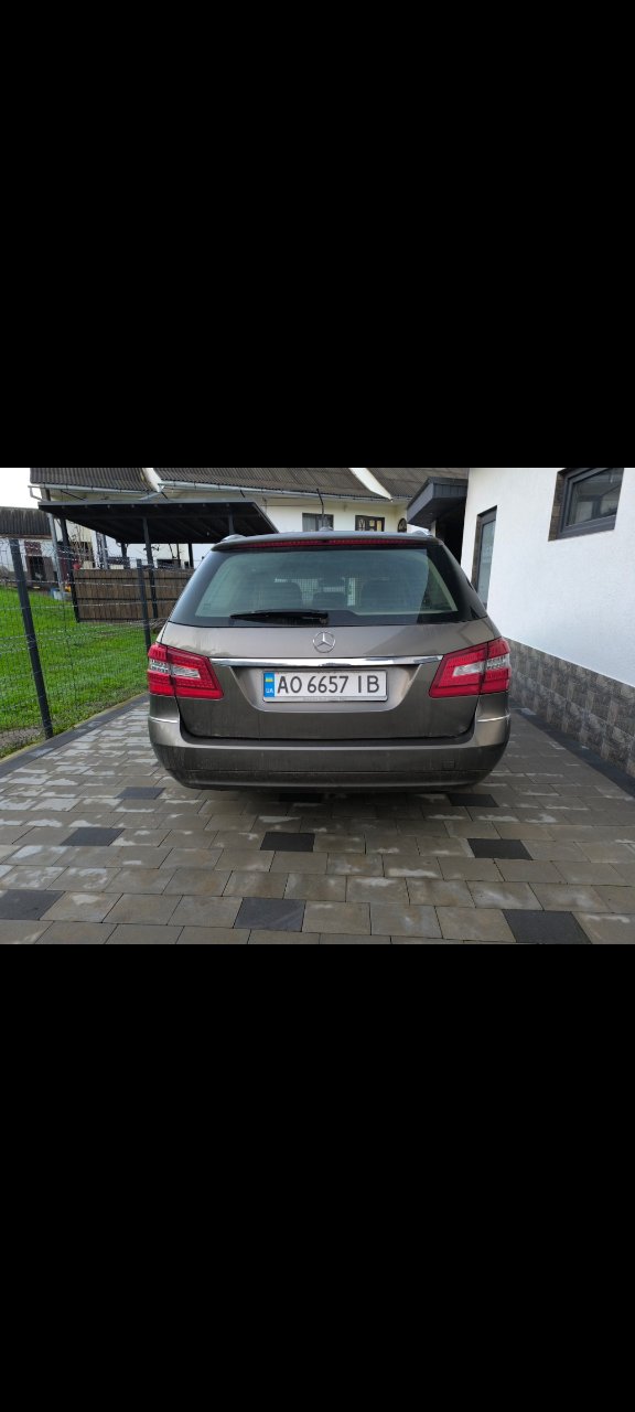 Mercedes-Benz E-Класс - фото 46