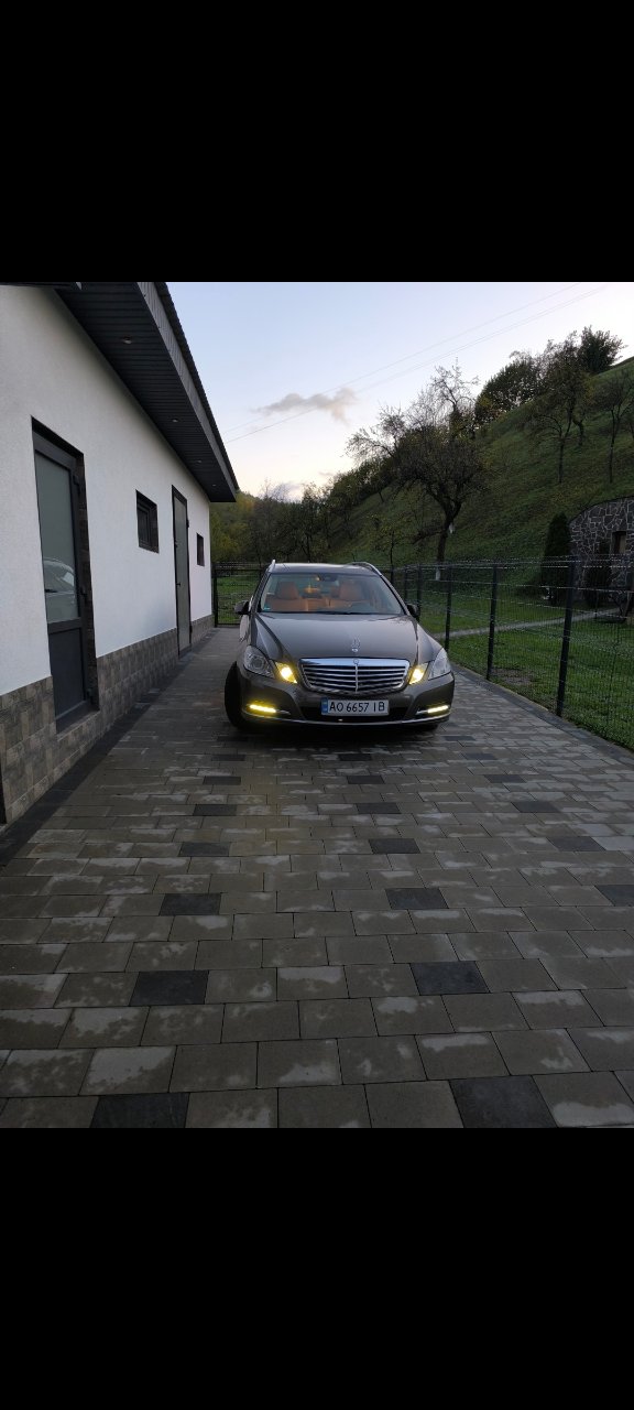 Mercedes-Benz E-Класс - фото 34