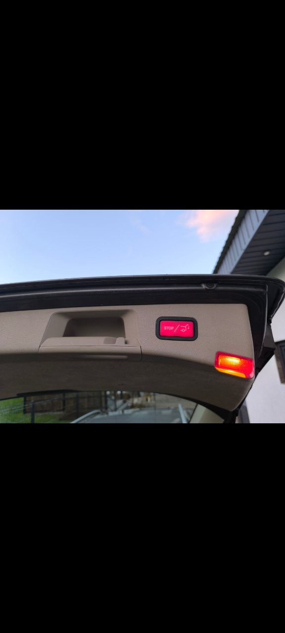 Mercedes-Benz E-Класс - фото 32