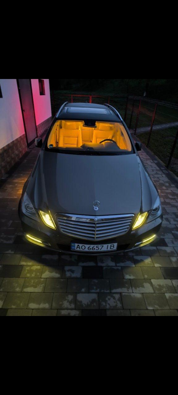 Mercedes-Benz E-Класс - фото 24