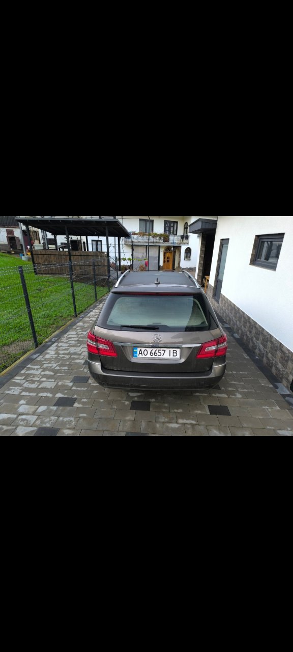 Mercedes-Benz E-Класс - фото 22