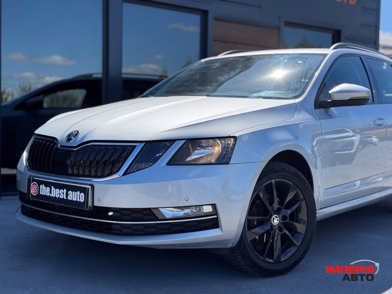 Skoda Octavia - фото 4