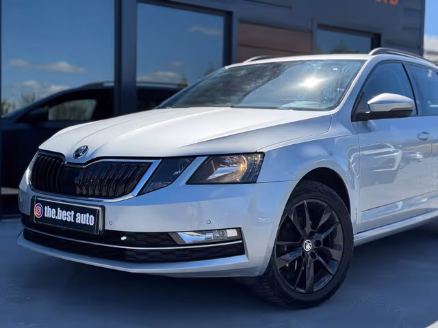 Skoda Octavia - фото 4