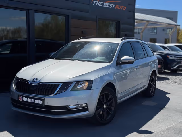 Skoda Octavia - фото 1