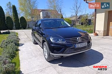 Volkswagen Touareg - фото 1