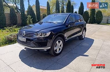 Volkswagen Touareg - фото 2