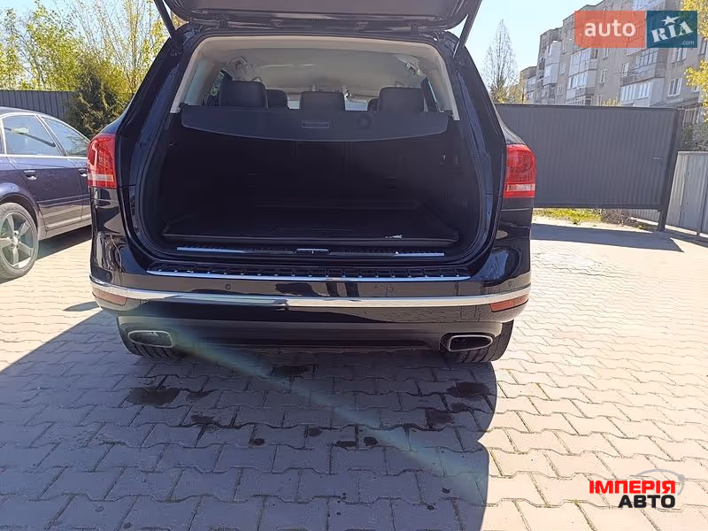 Volkswagen Touareg - фото 8