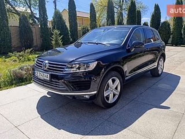 Volkswagen Touareg - фото 2