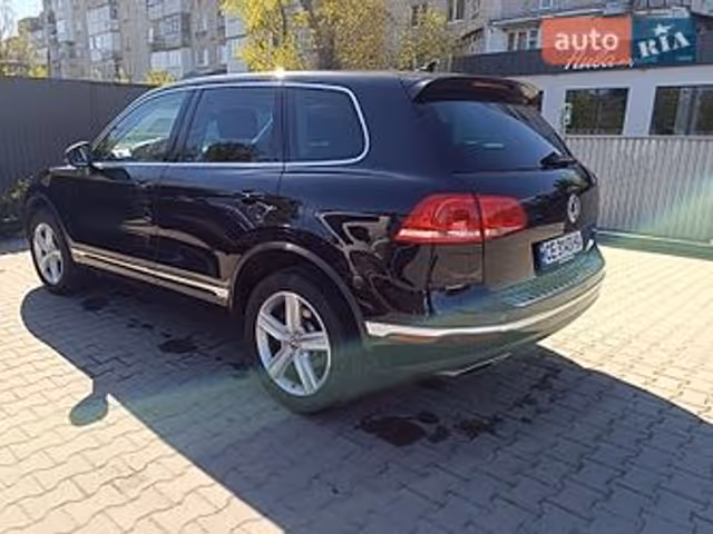 Volkswagen Touareg - фото 3
