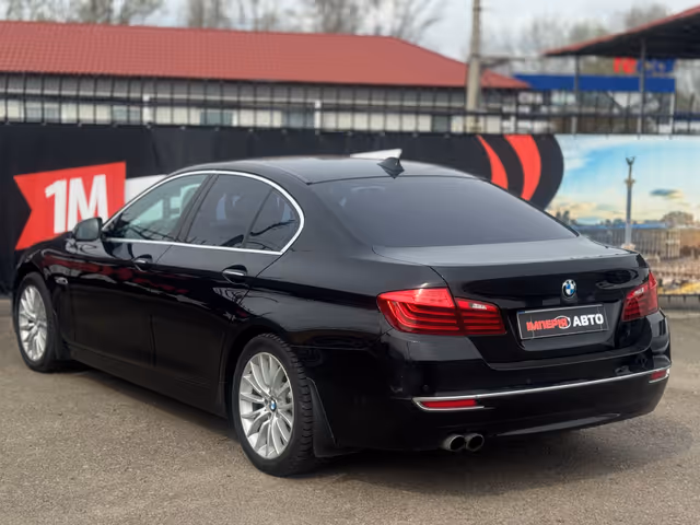 BMW 5 серії - фото 4