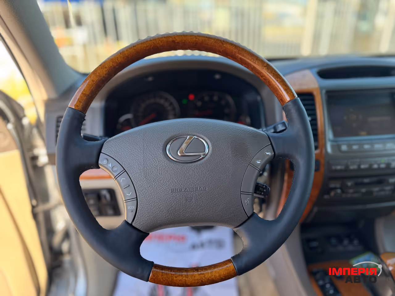 Lexus GX - фото 16