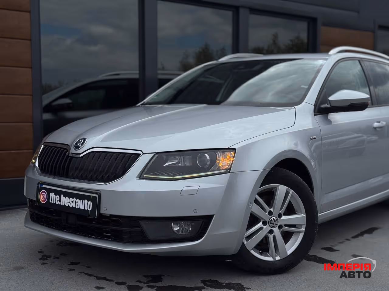 Skoda Octavia - фото 4