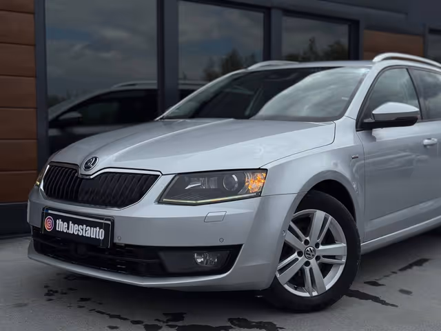 Skoda Octavia - фото 4