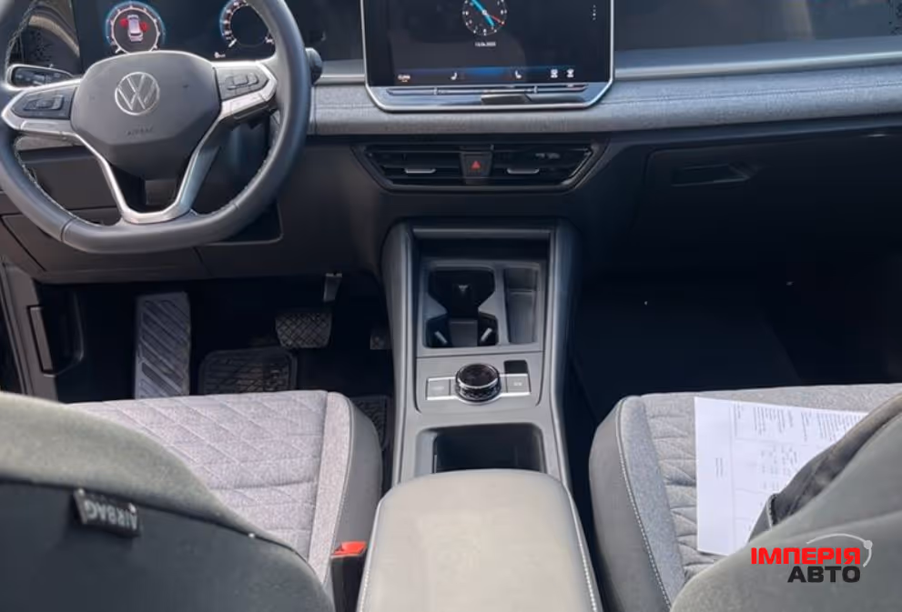 Volkswagen Tiguan - фото 11
