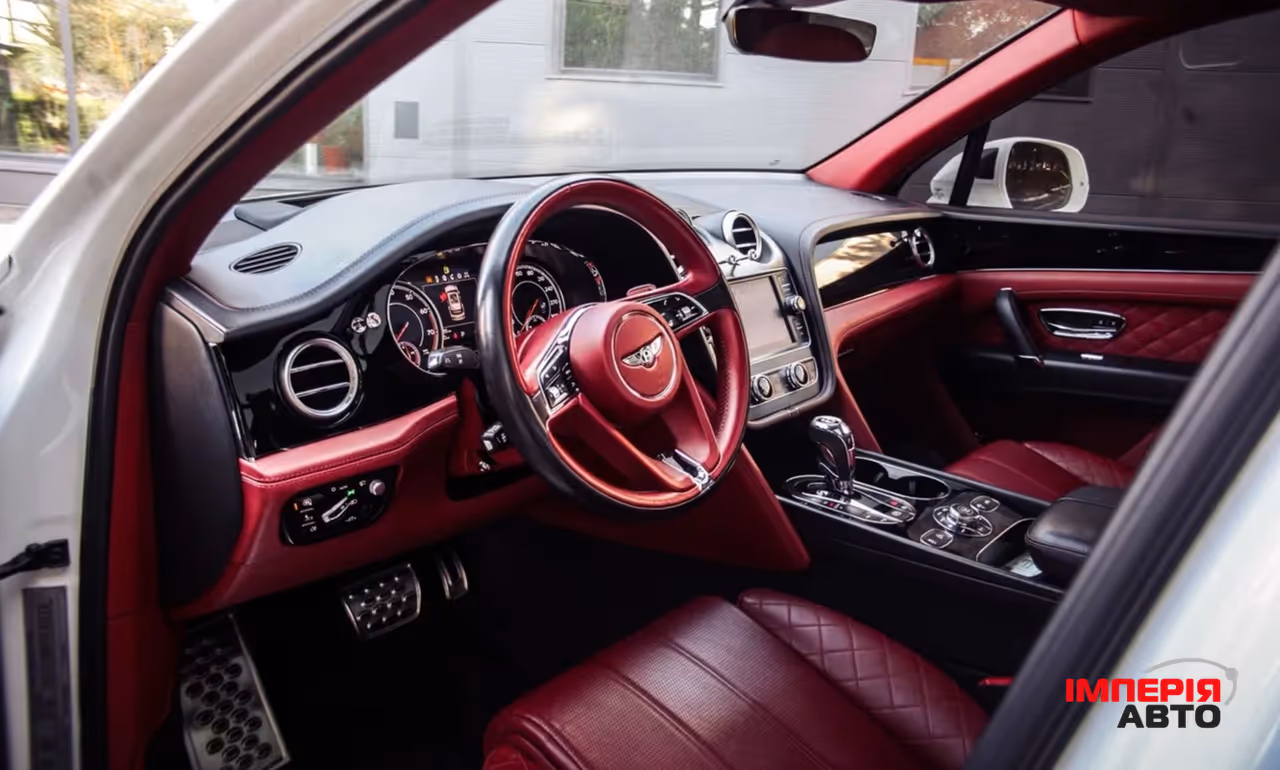 Bentley Bentayga - фото 24