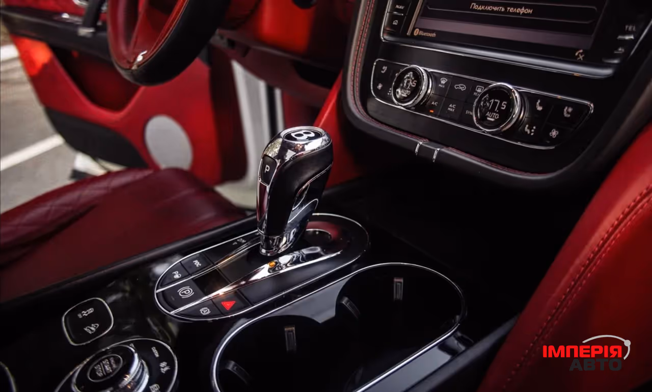 Bentley Bentayga - фото 22