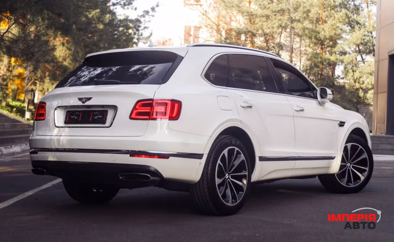 Bentley Bentayga - фото 10