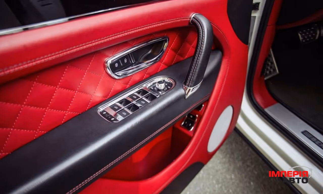 Bentley Bentayga - фото 36