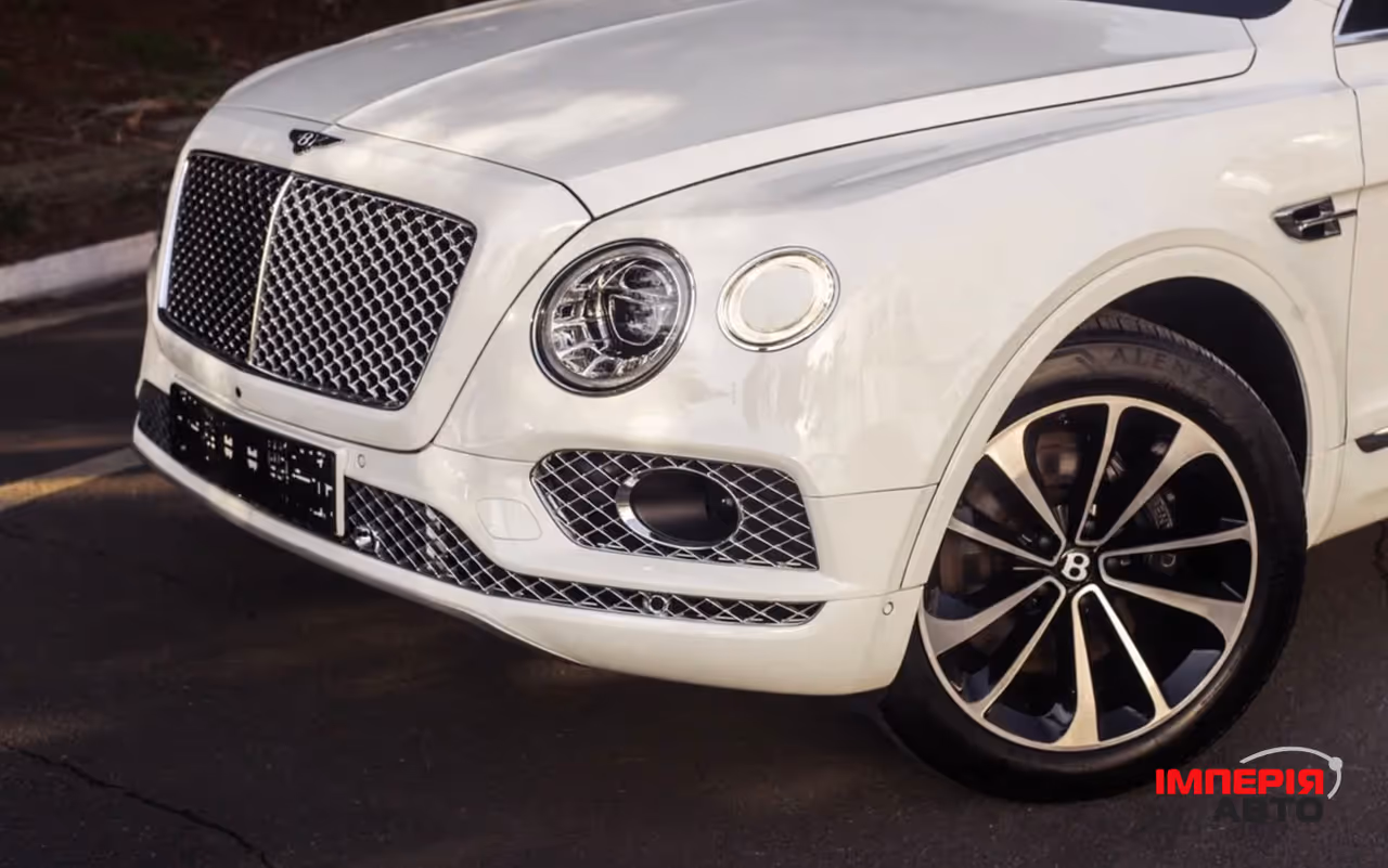 Bentley Bentayga - фото 17