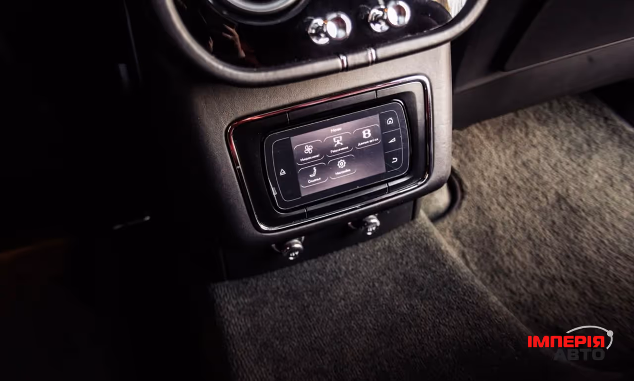 Bentley Bentayga - фото 35