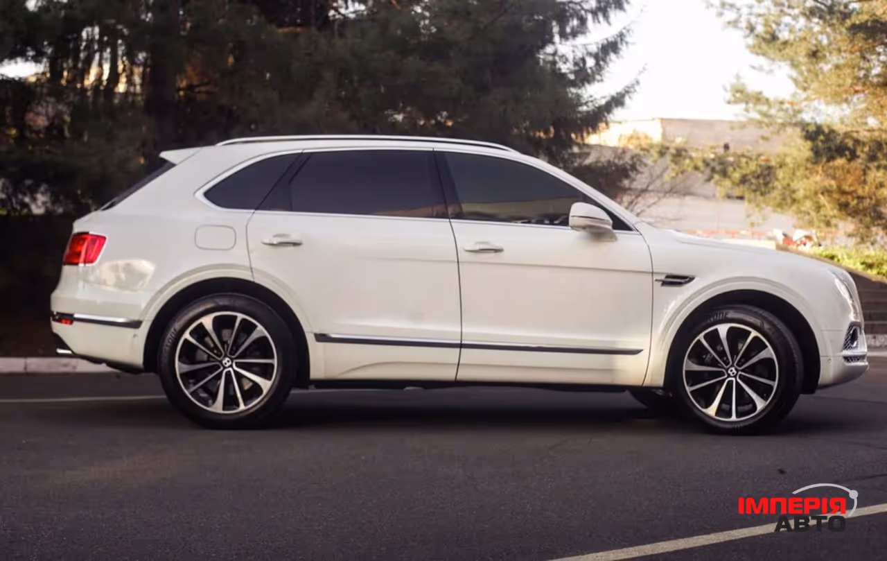 Bentley Bentayga - фото 14