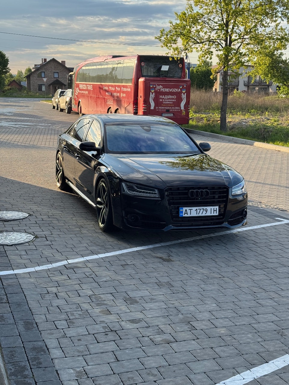 Audi A8 - фото 18