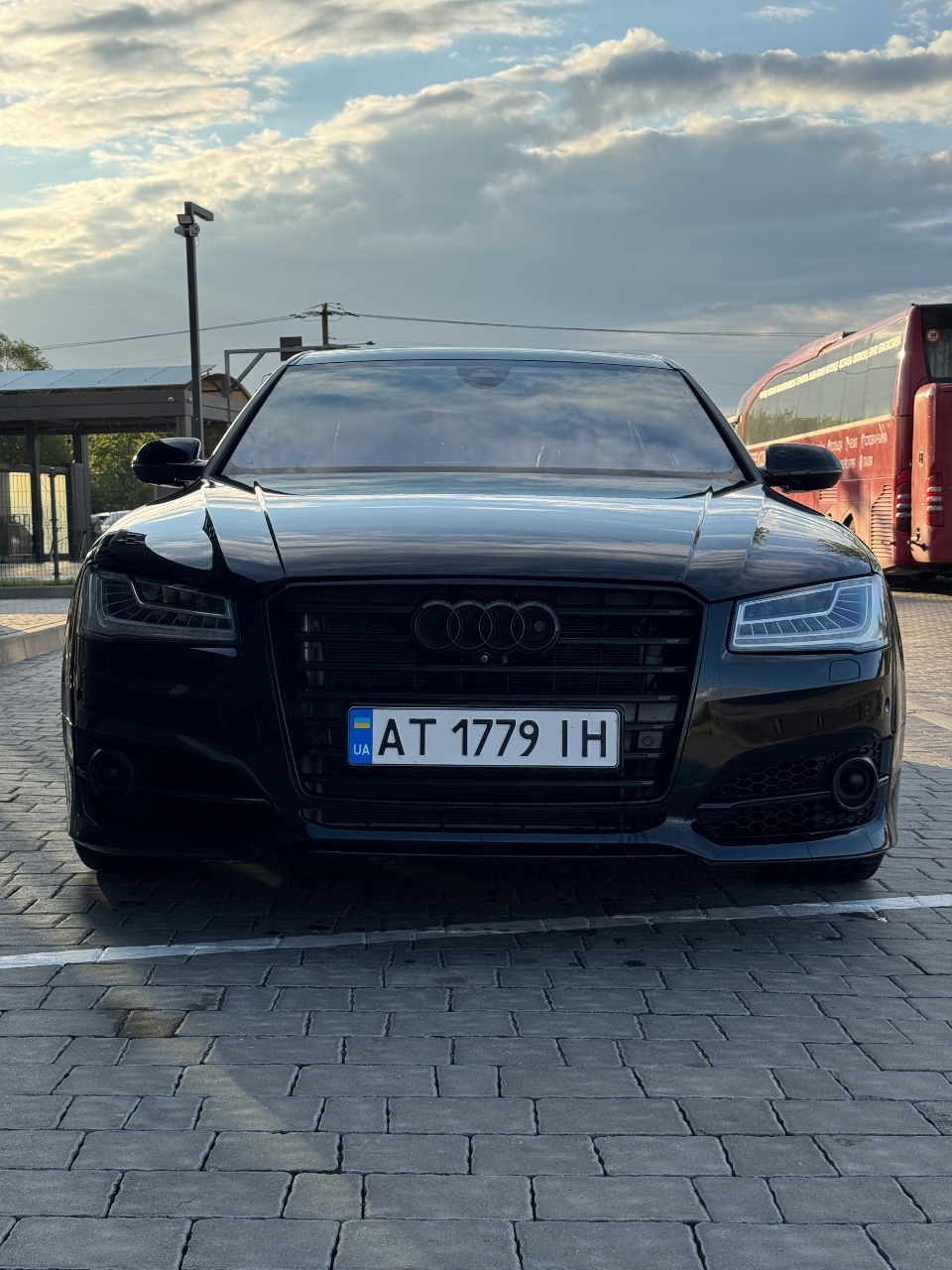 Audi A8 - фото 14