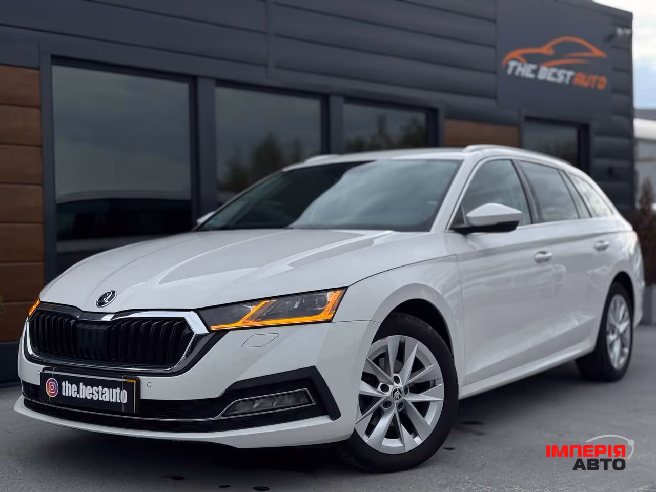 Skoda Octavia - фото 2