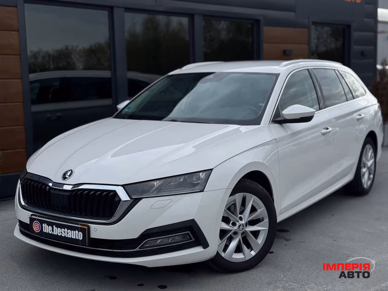 Skoda Octavia - фото 1