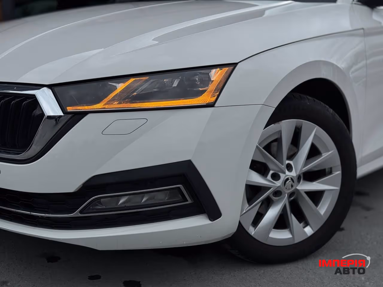 Skoda Octavia - фото 4
