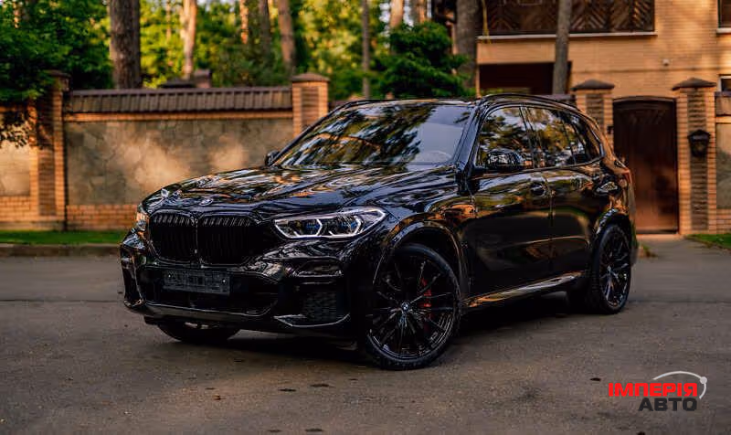 BMW X5 - фото 1