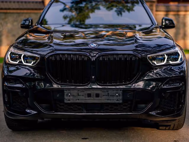 BMW X5 - фото 2