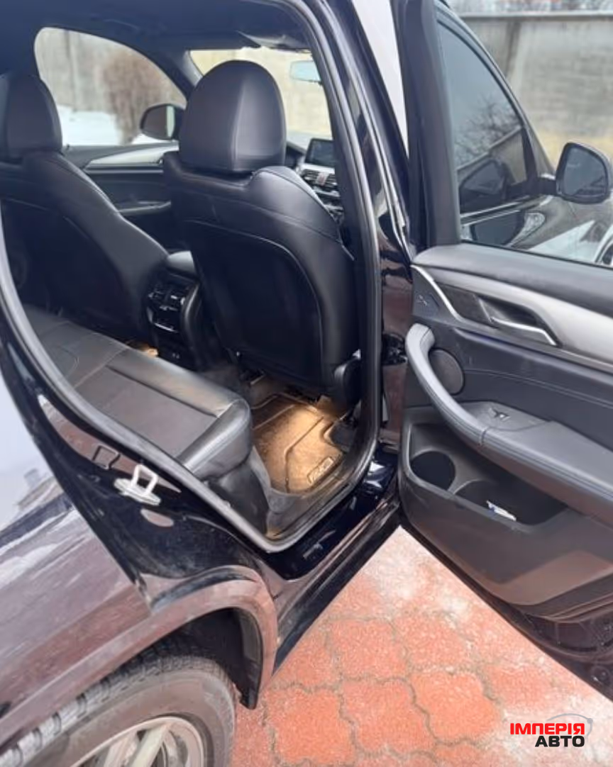 BMW X3 - фото 7
