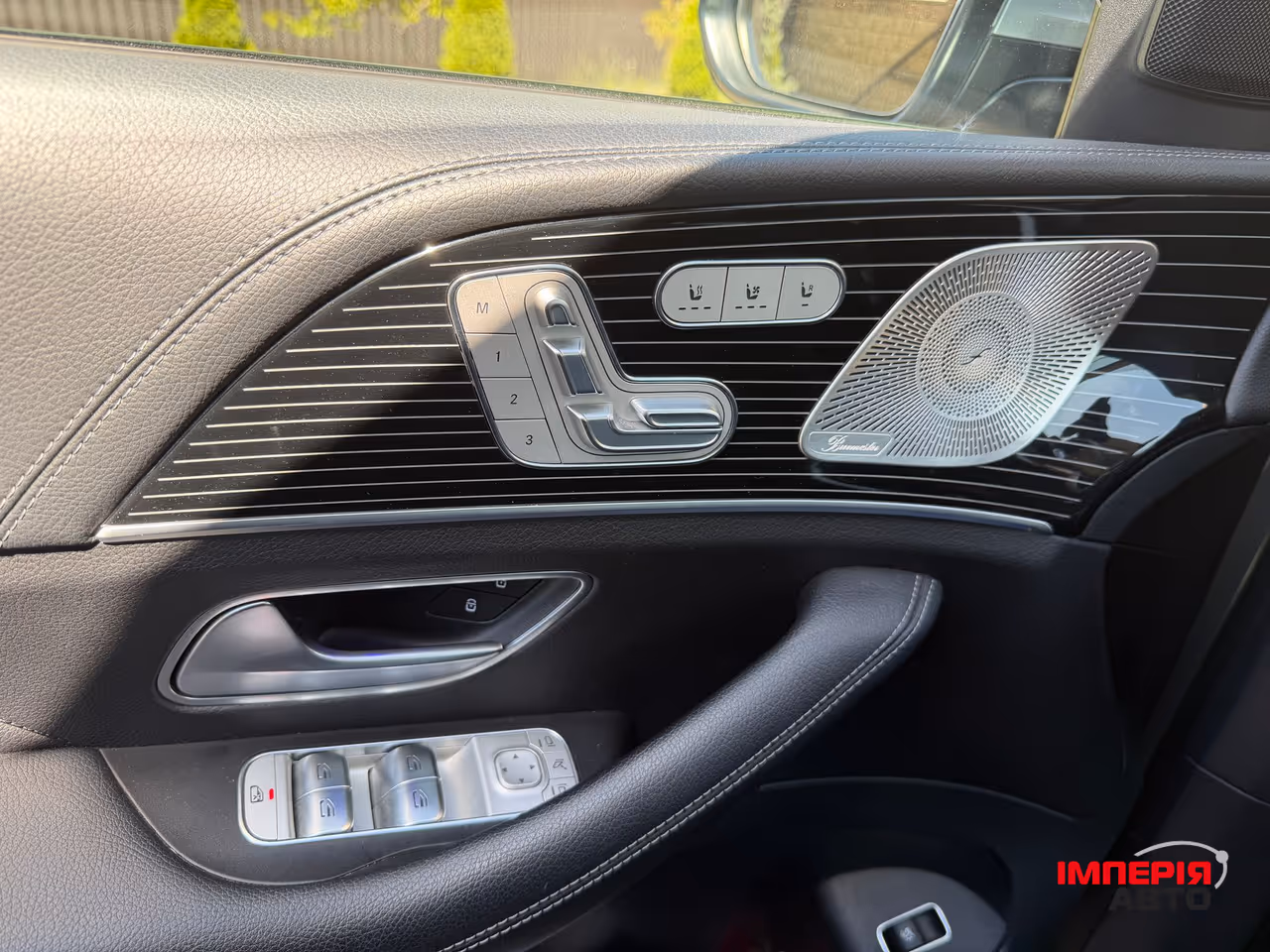 Mercedes-Benz GLE - фото 3