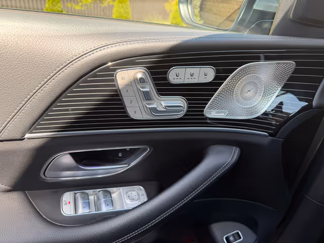 Mercedes-Benz GLE - фото 3