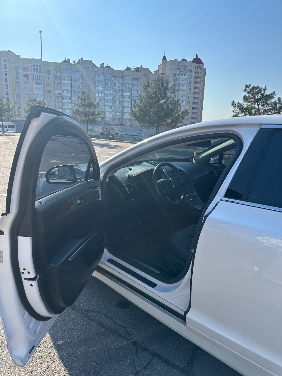 Lincoln MKZ - фото 6