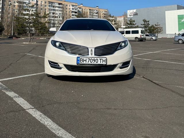 Lincoln MKZ - фото 5